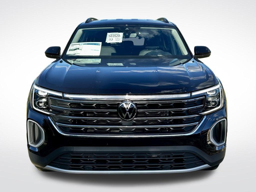 new 2026 Volkswagen Atlas car, priced at $36,646