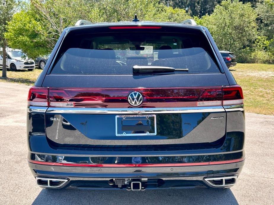 new 2024 Volkswagen Atlas car, priced at $51,038