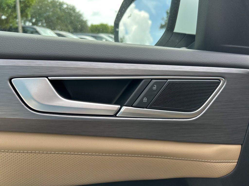 new 2025 Volkswagen Atlas Cross Sport car, priced at $38,646