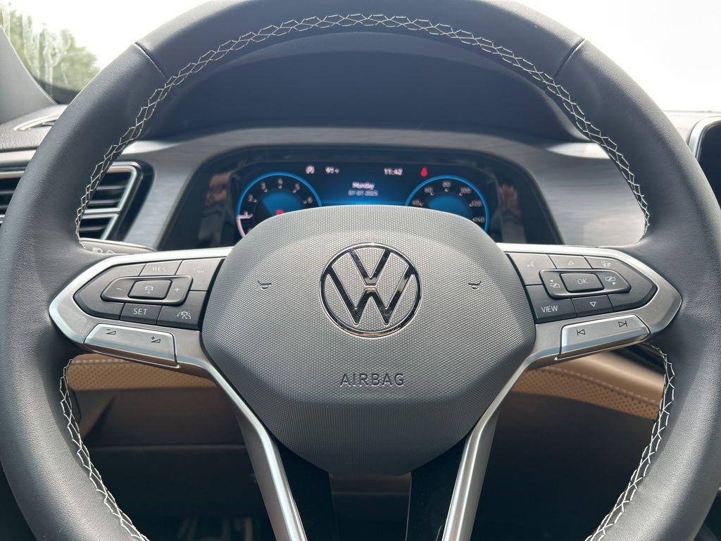 new 2025 Volkswagen Atlas Cross Sport car, priced at $38,646