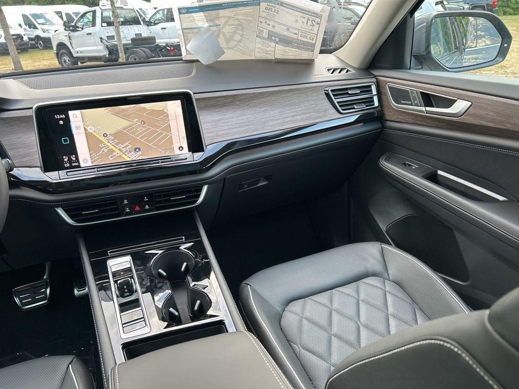 new 2026 Volkswagen Atlas car, priced at $54,566