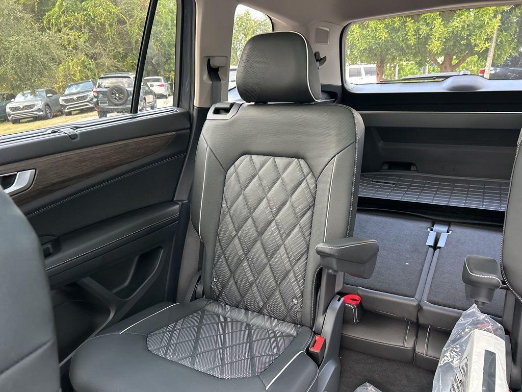 new 2026 Volkswagen Atlas car, priced at $54,566