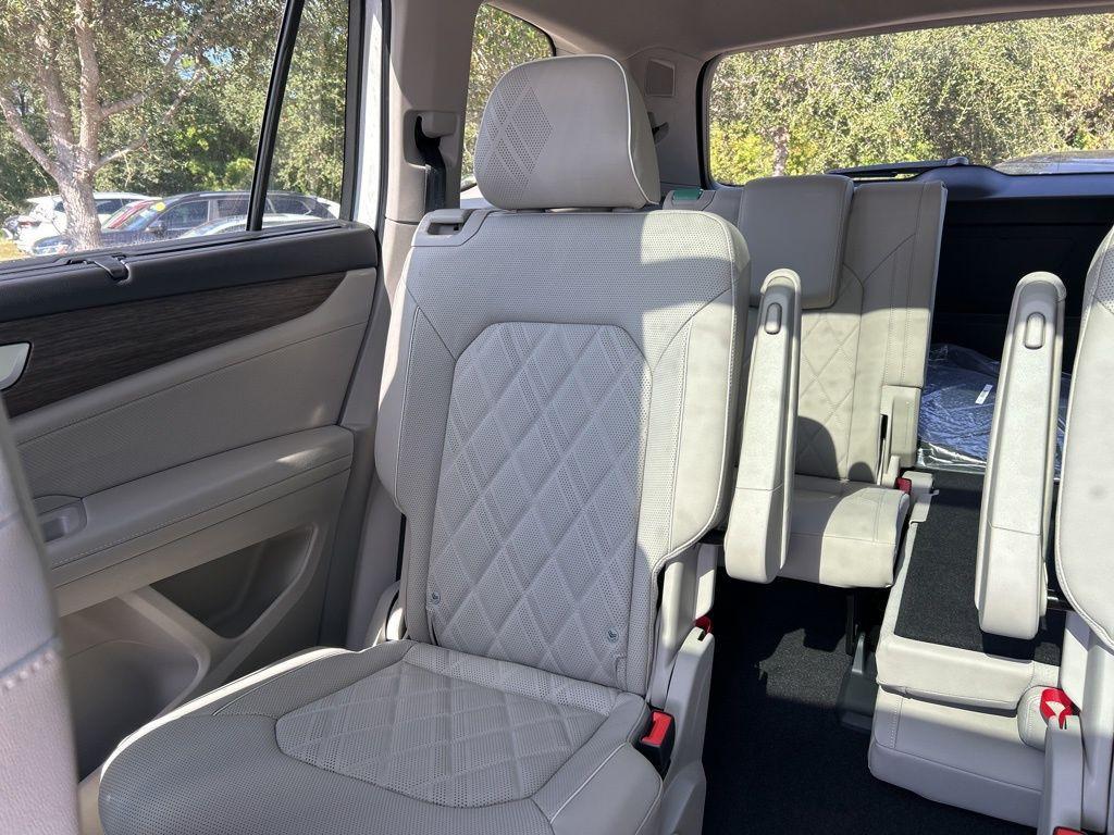 new 2026 Volkswagen Atlas car, priced at $54,566