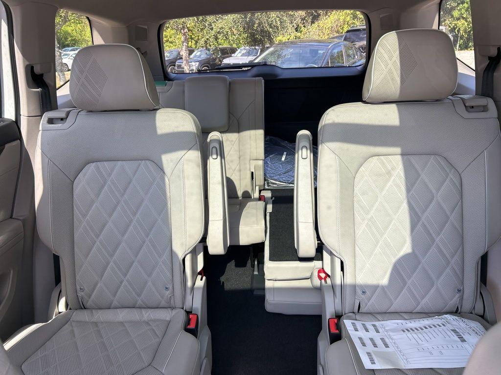 new 2026 Volkswagen Atlas car, priced at $54,566