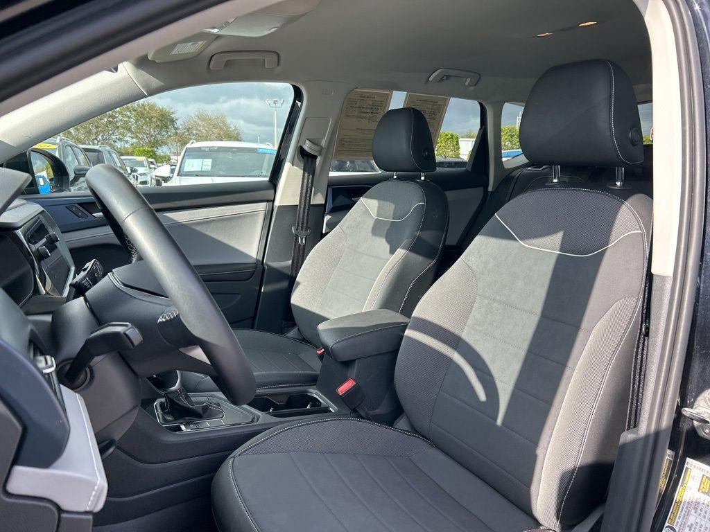 used 2024 Volkswagen Taos car, priced at $20,580