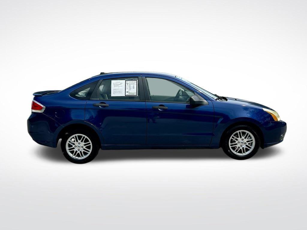 used 2009 Ford Focus car, priced at $5,680