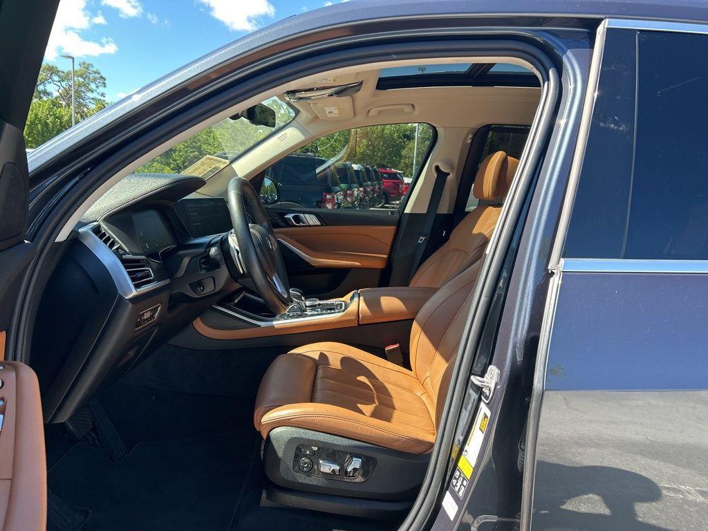 used 2022 BMW X7 car, priced at $46,298