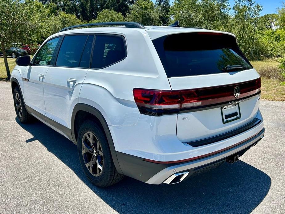 new 2024 Volkswagen Atlas car, priced at $45,207