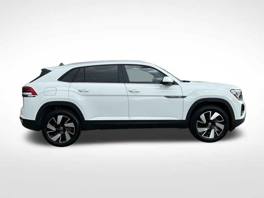 new 2024 Volkswagen Atlas Cross Sport car, priced at $38,169