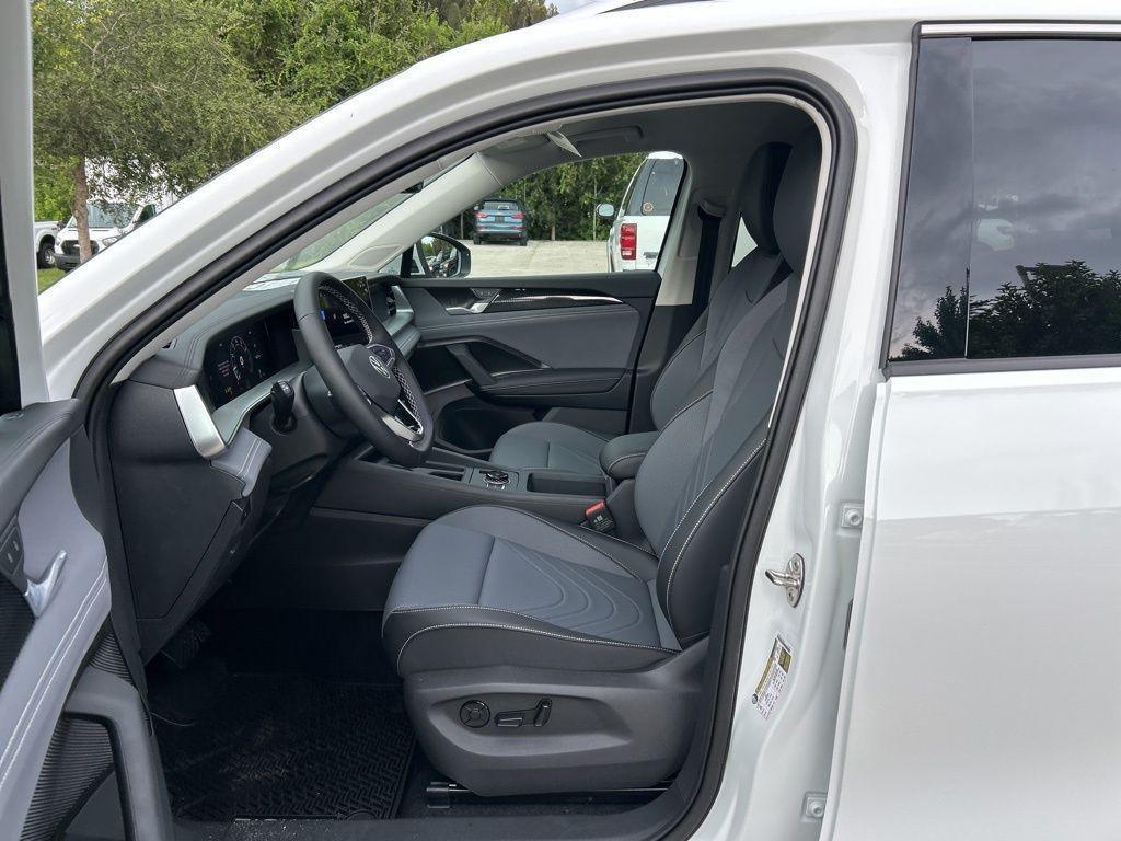 new 2025 Volkswagen Tiguan car, priced at $30,487