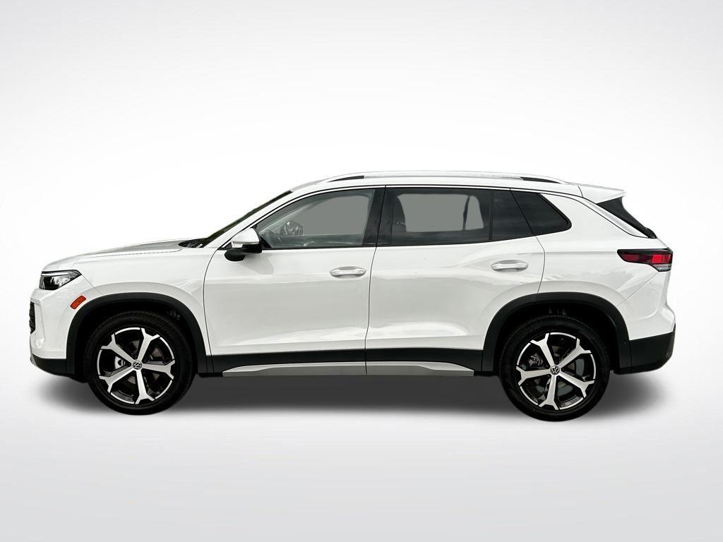 new 2025 Volkswagen Tiguan car, priced at $30,487