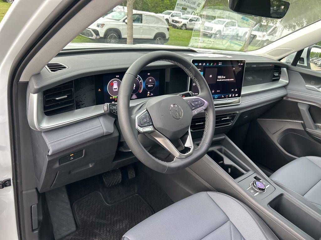 new 2025 Volkswagen Tiguan car, priced at $30,487