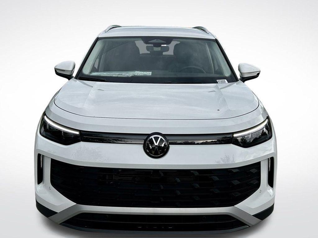 new 2025 Volkswagen Tiguan car, priced at $30,487