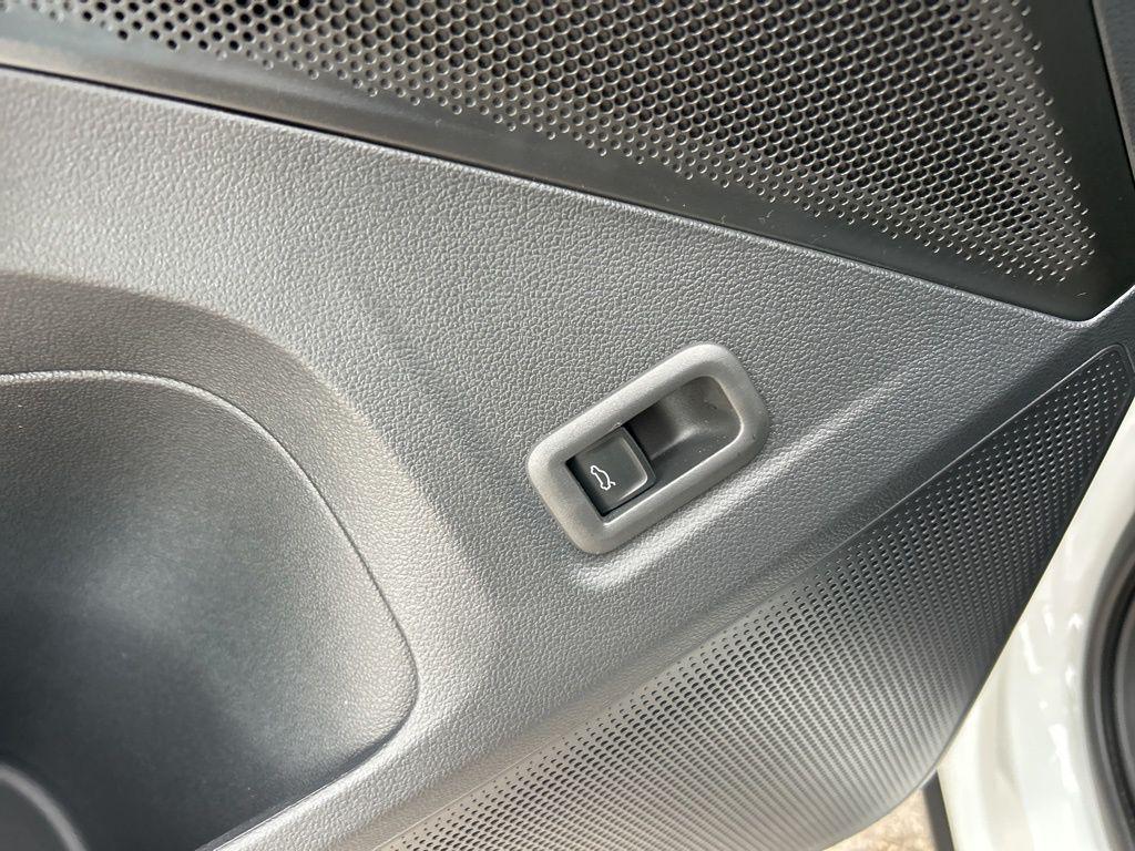 new 2025 Volkswagen Tiguan car, priced at $30,487