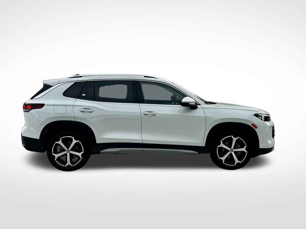new 2025 Volkswagen Tiguan car, priced at $30,487