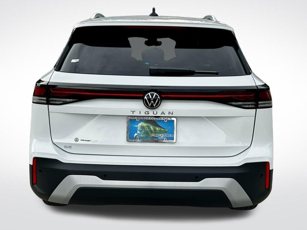 new 2025 Volkswagen Tiguan car, priced at $30,487