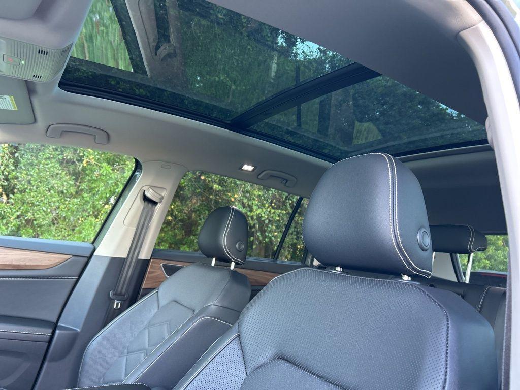 new 2026 Volkswagen Atlas car, priced at $44,143