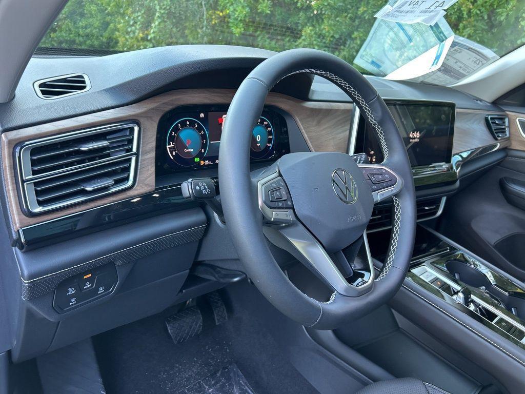 new 2026 Volkswagen Atlas car, priced at $44,143