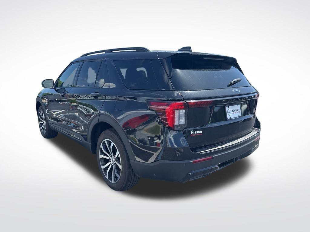 used 2025 Ford Explorer car, priced at $45,304