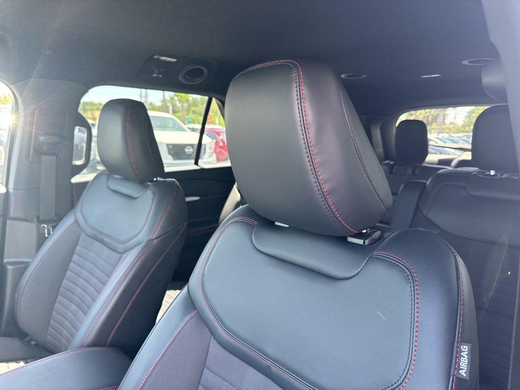 used 2025 Ford Explorer car, priced at $45,304