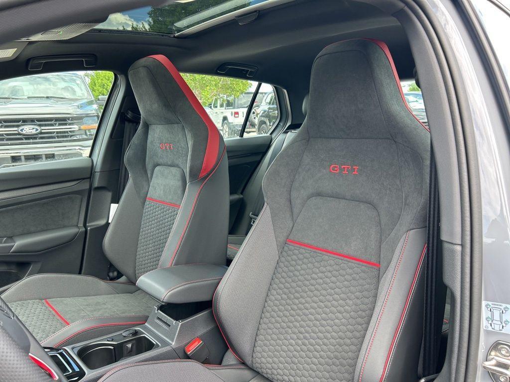 new 2025 Volkswagen Golf GTI car, priced at $36,135