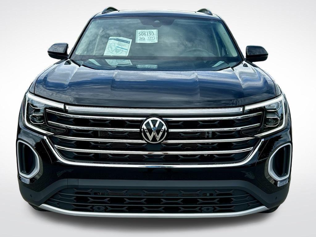 new 2026 Volkswagen Atlas car, priced at $42,700