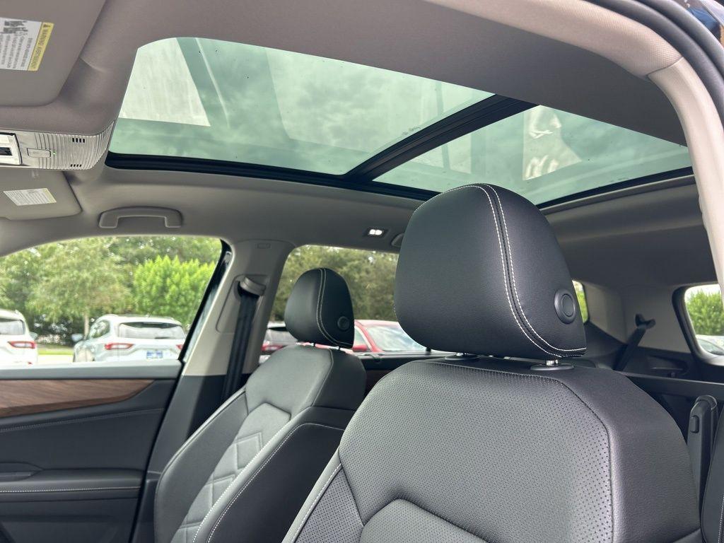 new 2026 Volkswagen Atlas car, priced at $42,700