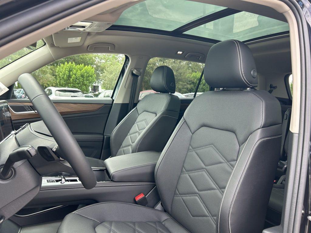 new 2026 Volkswagen Atlas car, priced at $42,700