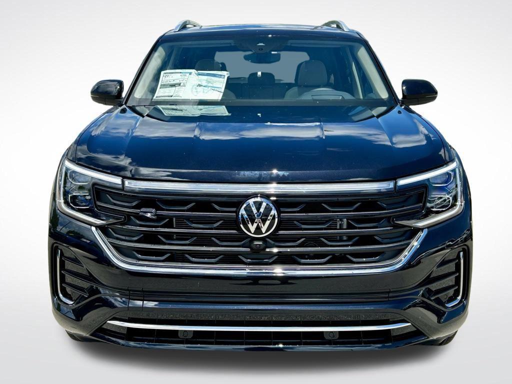 new 2025 Volkswagen Atlas car, priced at $49,450