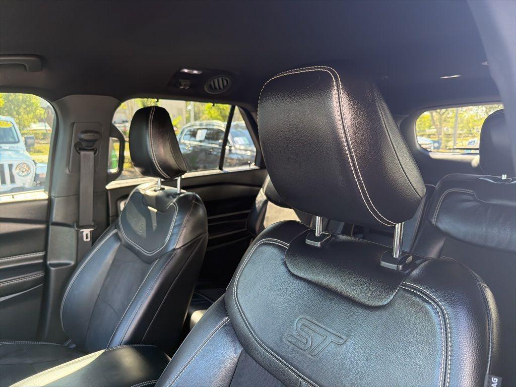 used 2021 Ford Explorer car, priced at $29,998