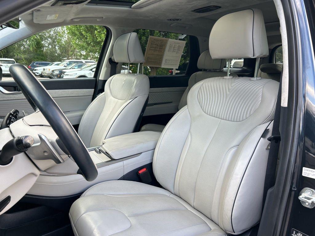 used 2024 Hyundai Palisade car, priced at $37,660
