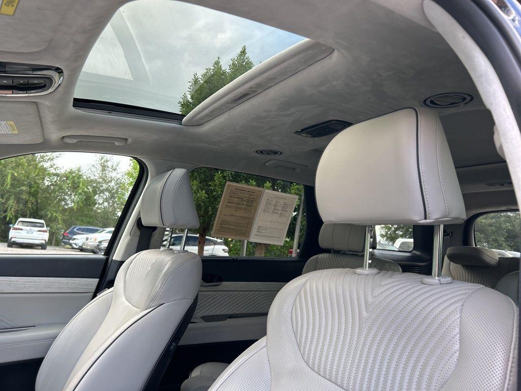 used 2024 Hyundai Palisade car, priced at $37,660