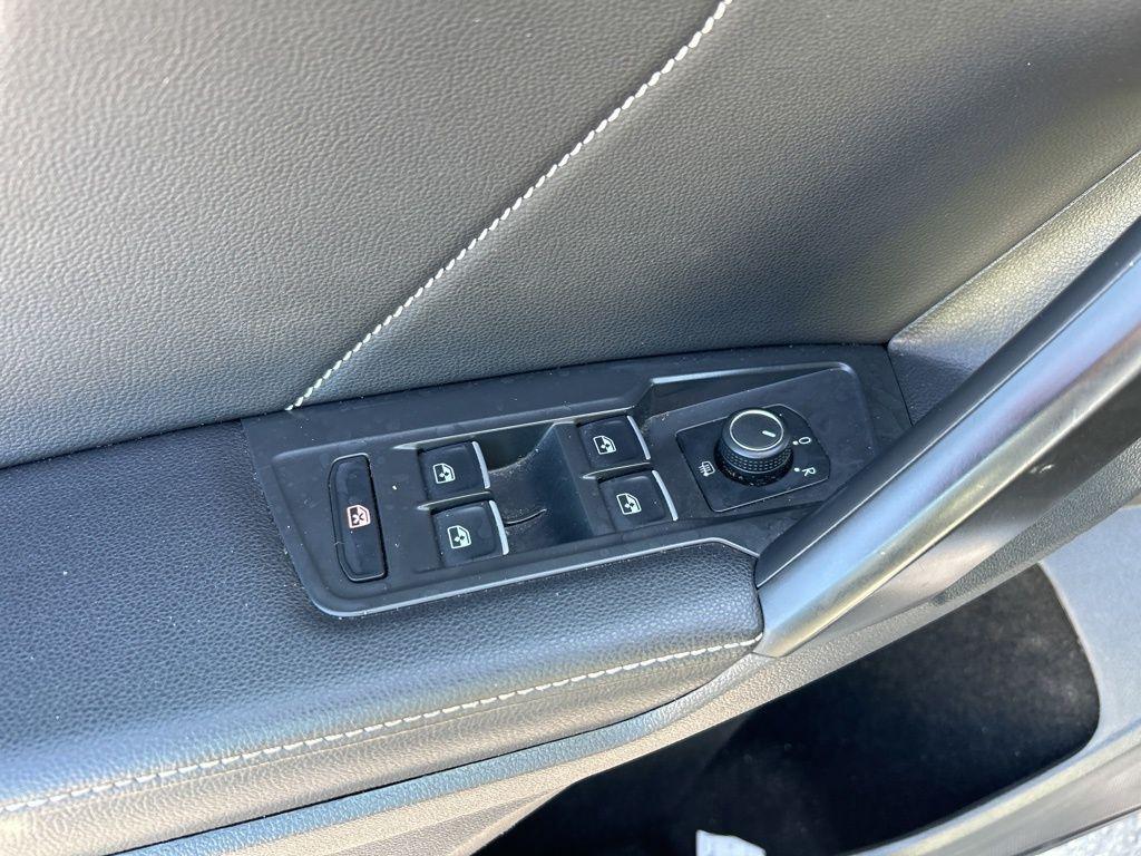used 2022 Volkswagen Tiguan car, priced at $17,920