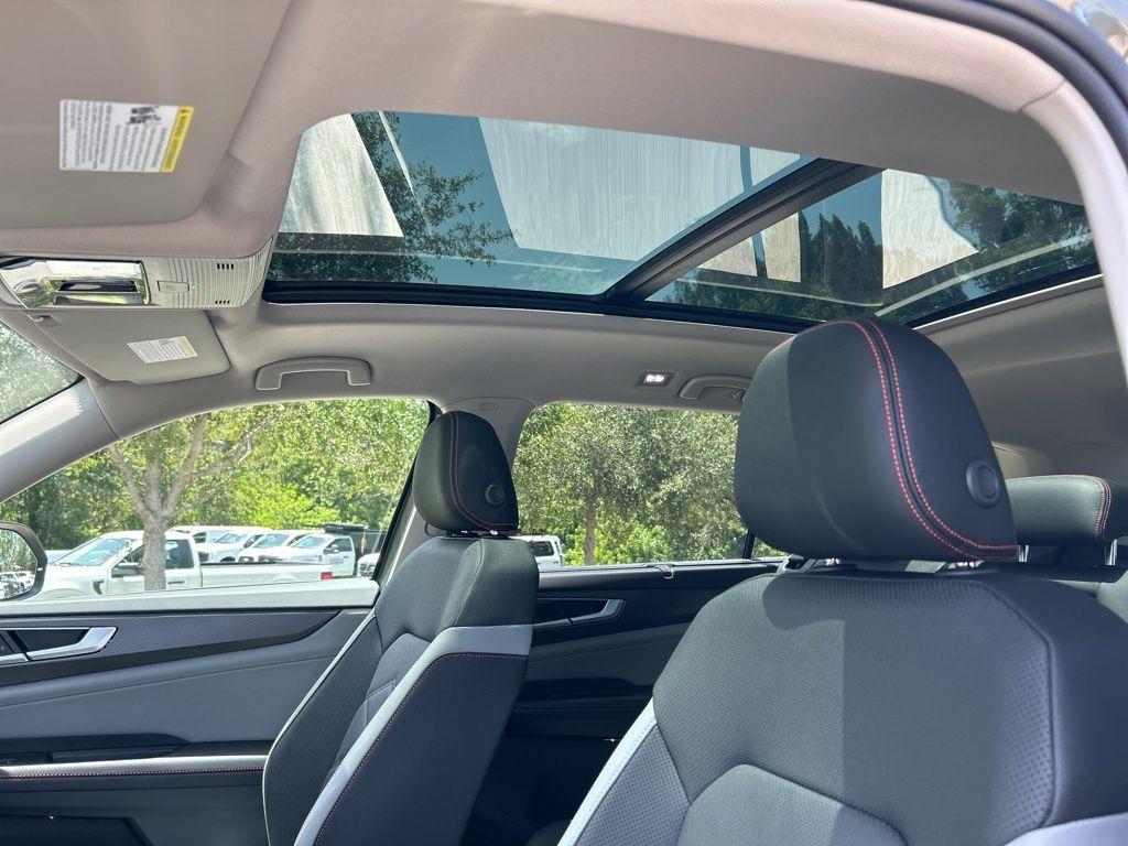 new 2025 Volkswagen Atlas car, priced at $42,151