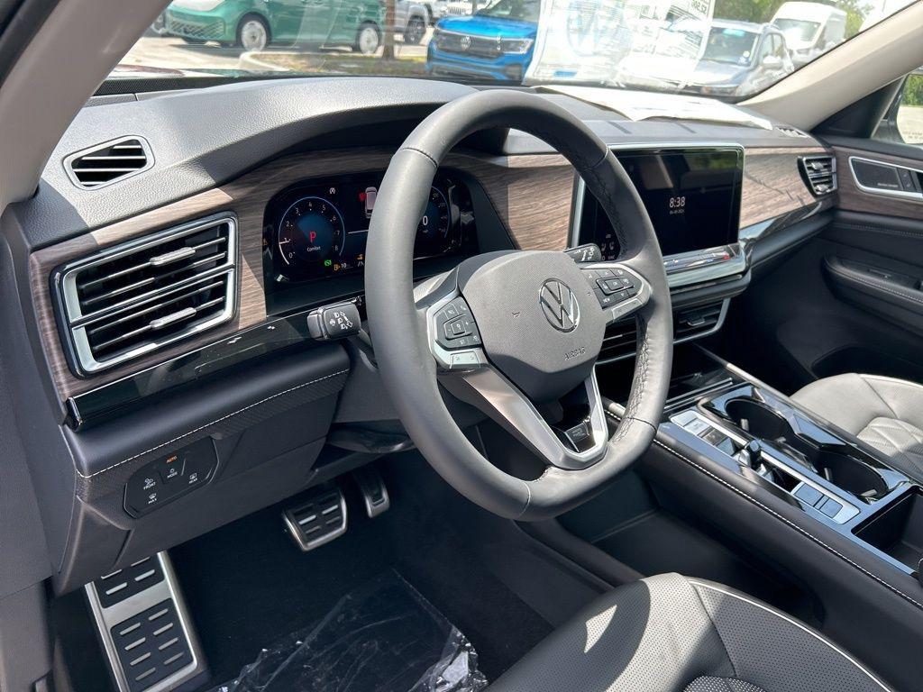 new 2025 Volkswagen Atlas car, priced at $48,971