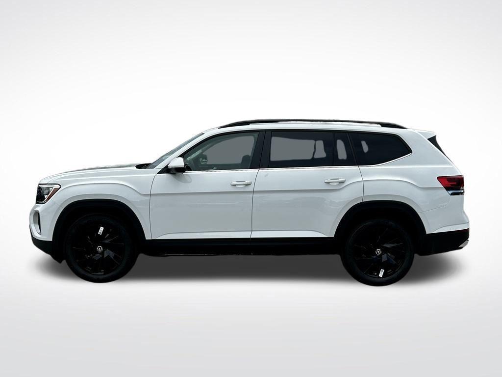 new 2025 Volkswagen Atlas car, priced at $41,288