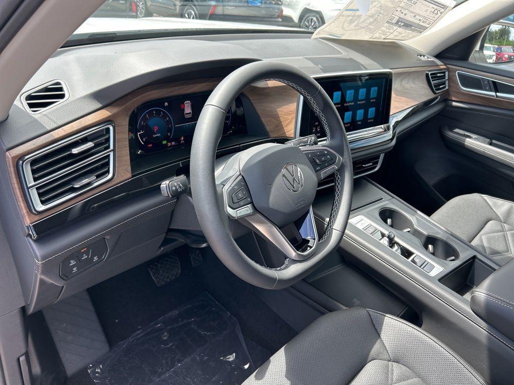 new 2026 Volkswagen Atlas car, priced at $37,383