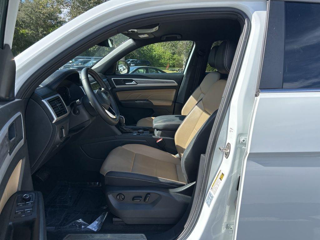 used 2022 Volkswagen Atlas Cross Sport car, priced at $25,995