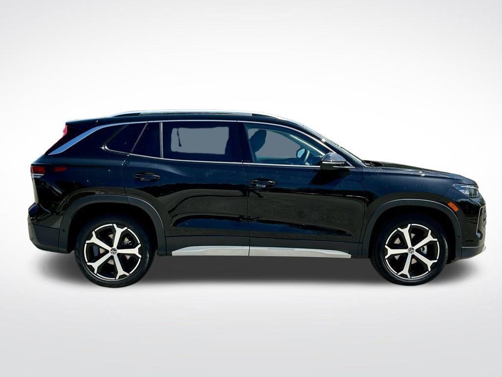 new 2025 Volkswagen Tiguan car, priced at $30,756