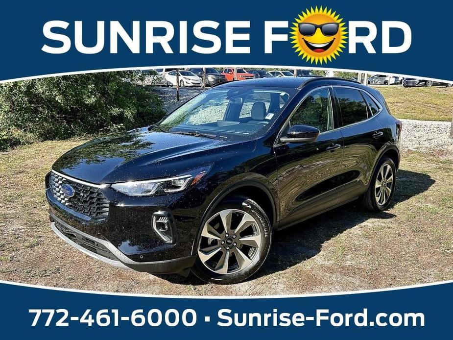 used 2023 Ford Escape car, priced at $30,624