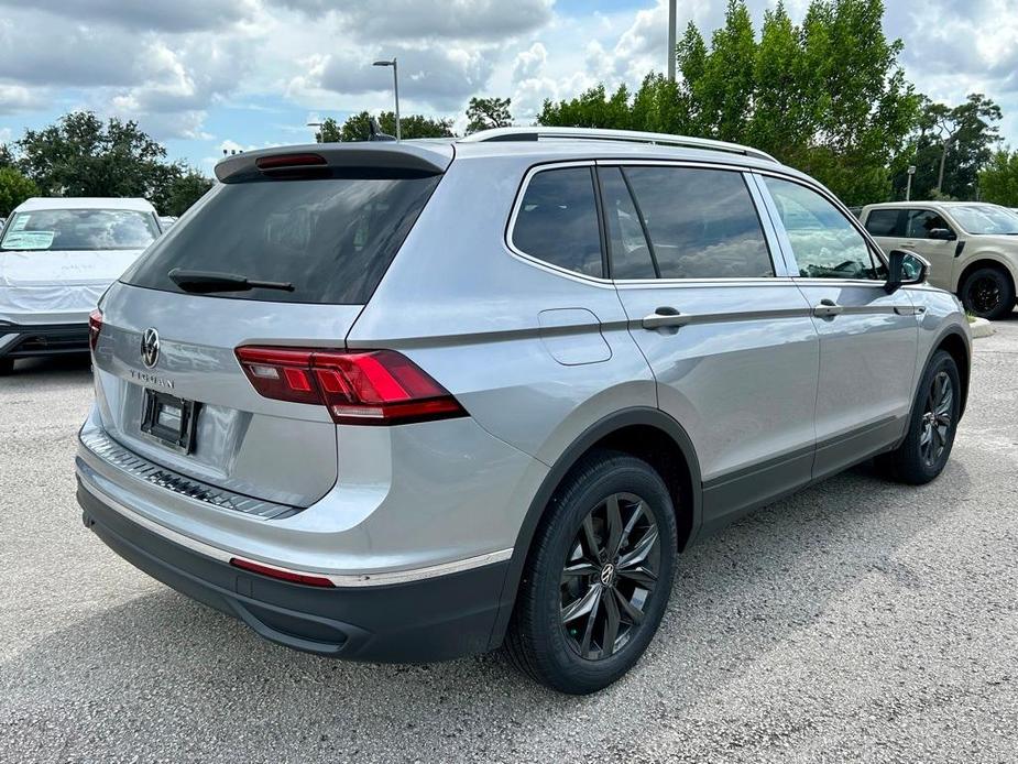 new 2024 Volkswagen Tiguan car, priced at $30,676