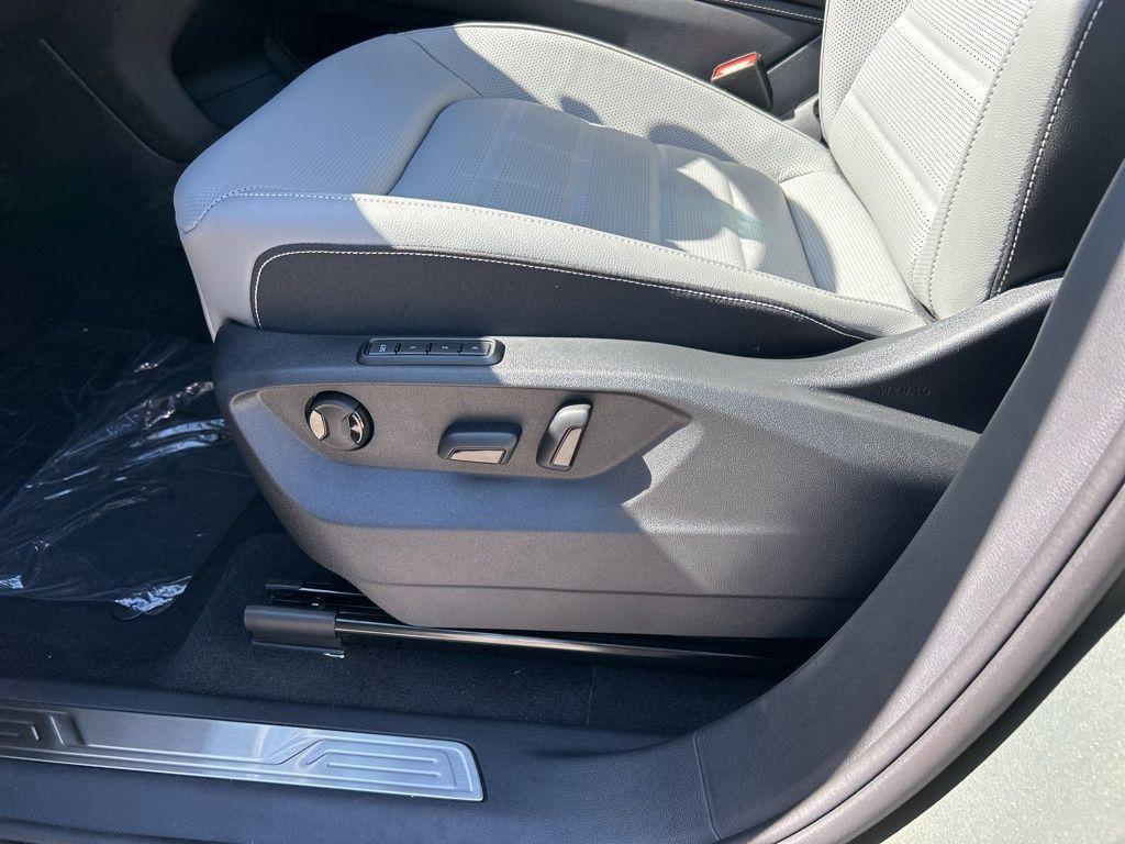 new 2025 Volkswagen Atlas Cross Sport car, priced at $45,776