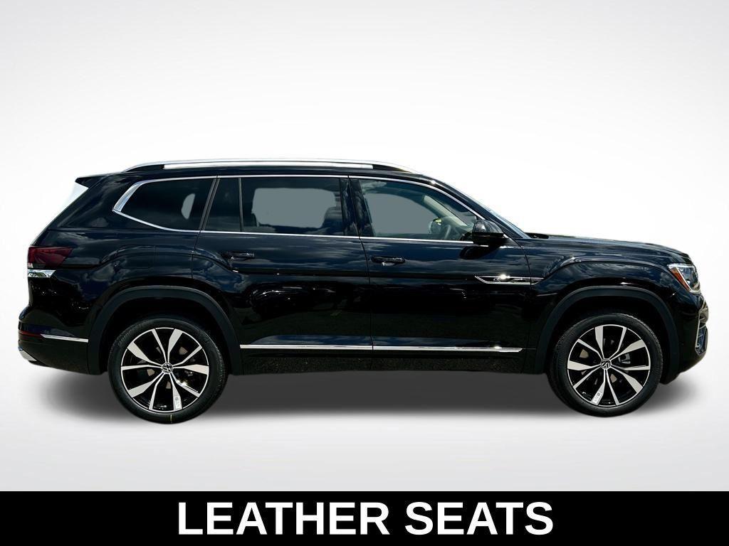 new 2025 Volkswagen Atlas car, priced at $47,673