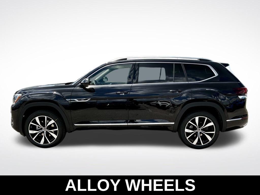 new 2025 Volkswagen Atlas car, priced at $48,275