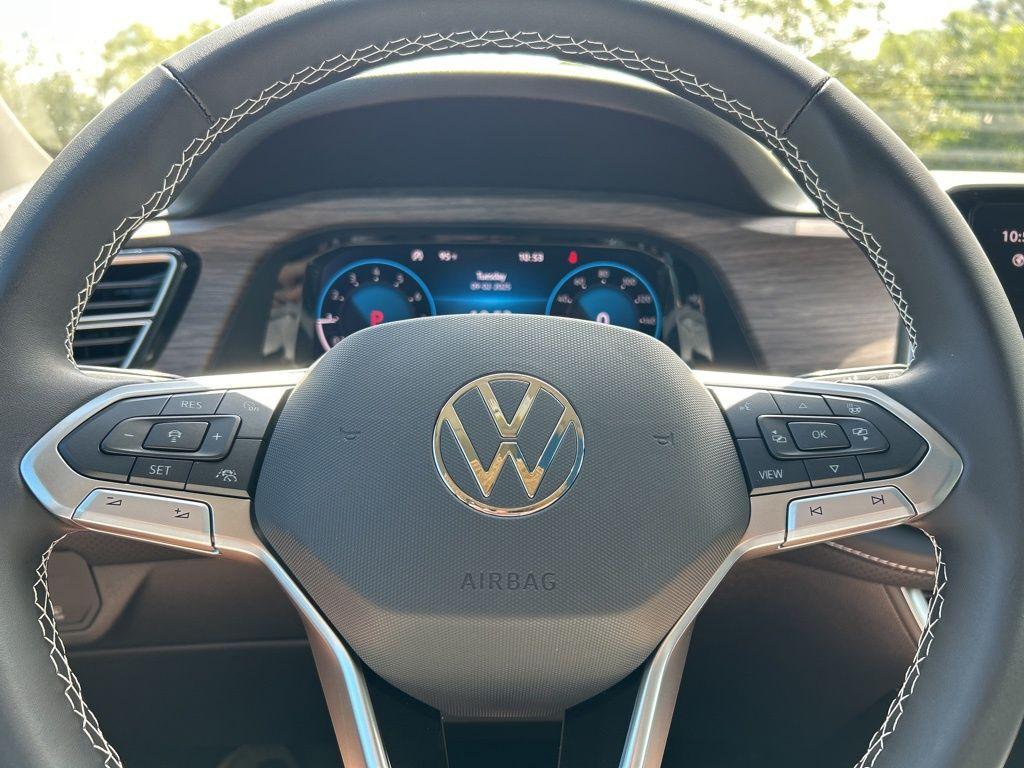 new 2026 Volkswagen Atlas car, priced at $48,282