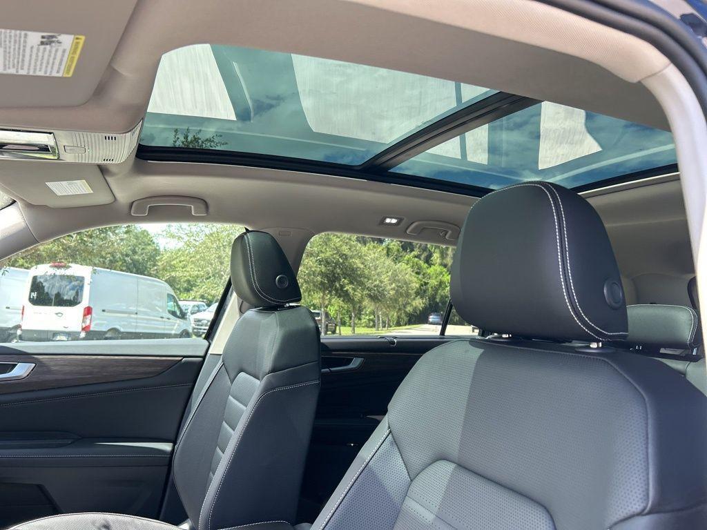 new 2026 Volkswagen Atlas car, priced at $48,282