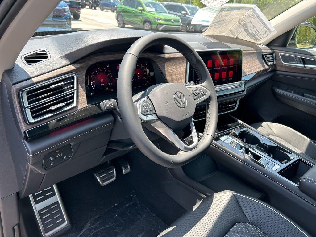 new 2025 Volkswagen Atlas car, priced at $48,857
