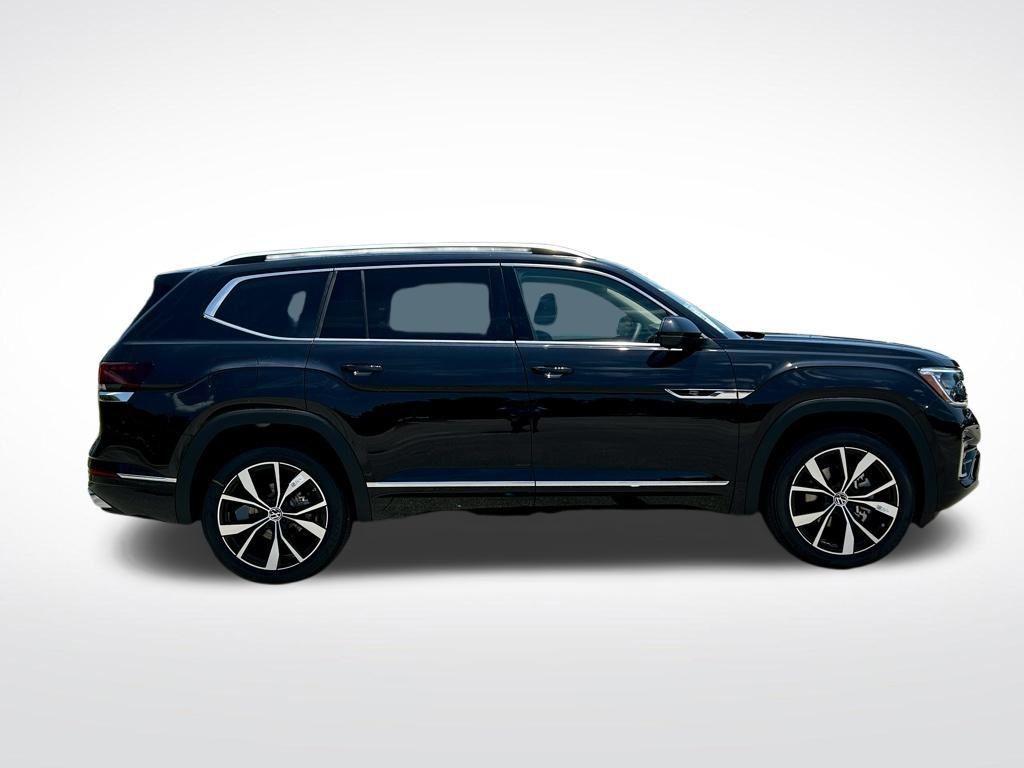 new 2025 Volkswagen Atlas car, priced at $48,857