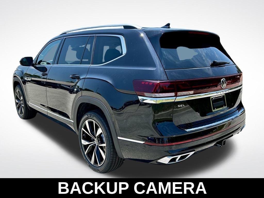 new 2025 Volkswagen Atlas car, priced at $48,371