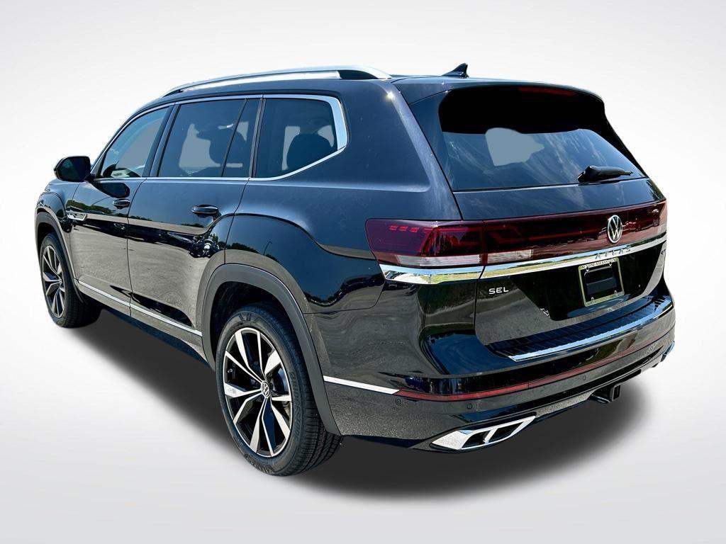 new 2025 Volkswagen Atlas car, priced at $48,857